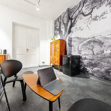 Livingroom 2 Heritage Hydromassage Bath Self Check-in 24h *